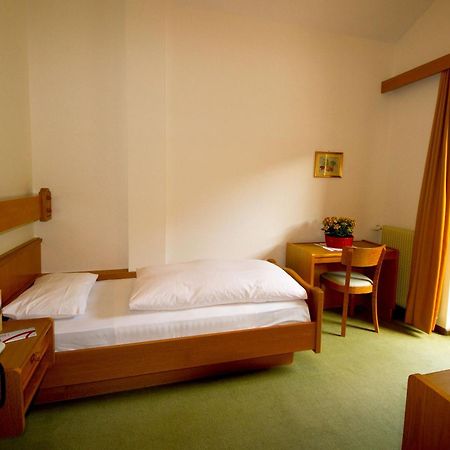 Hotel Genziana Арабба Экстерьер фото