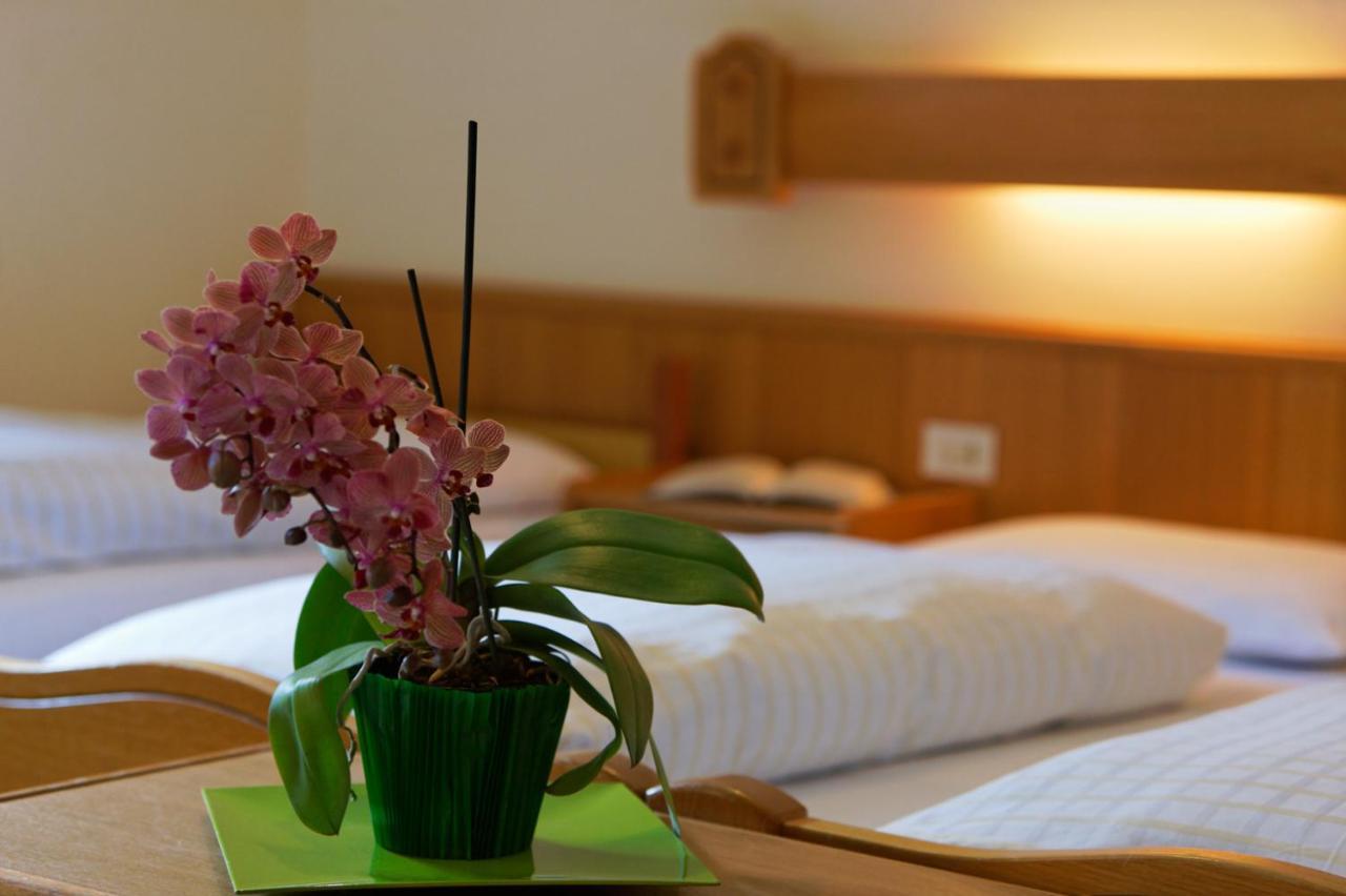 Hotel Genziana Арабба Экстерьер фото