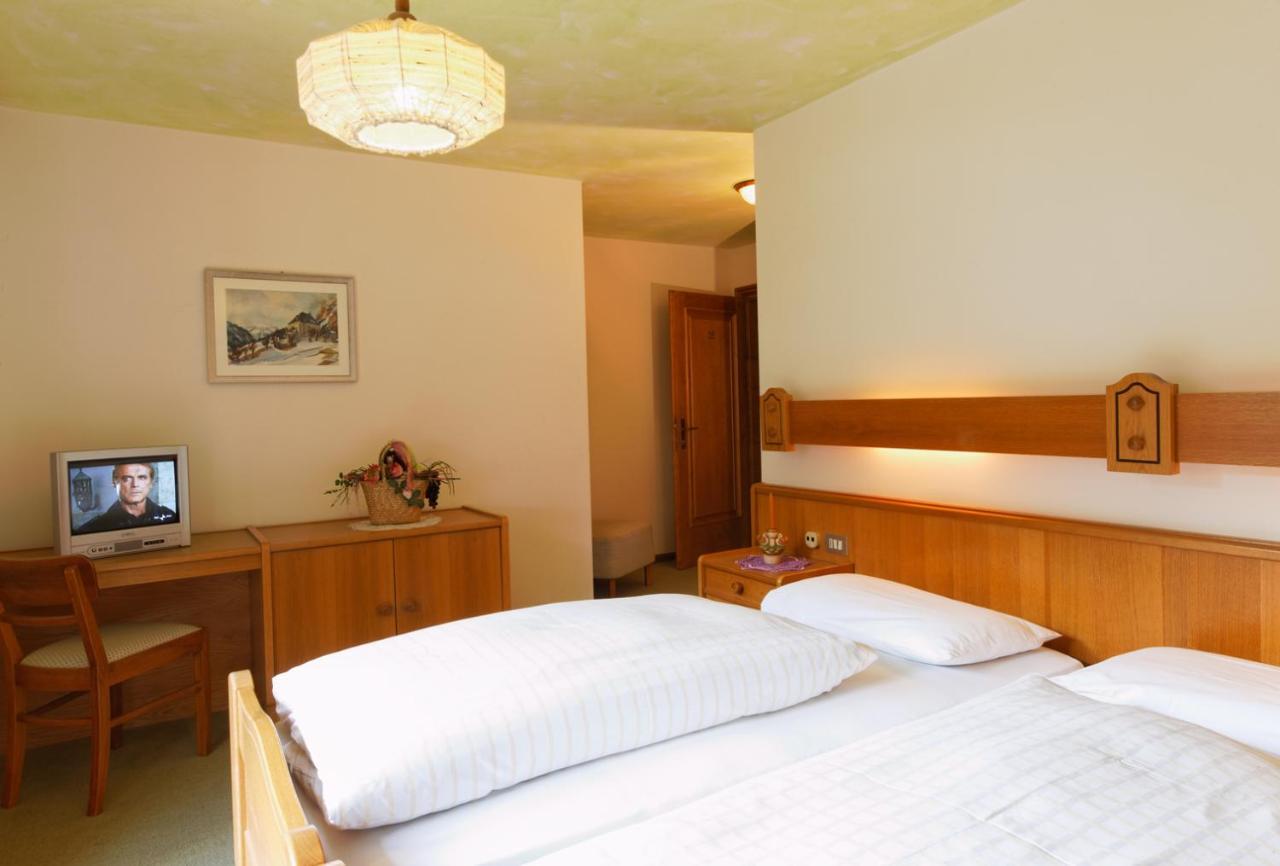 Hotel Genziana Арабба Экстерьер фото